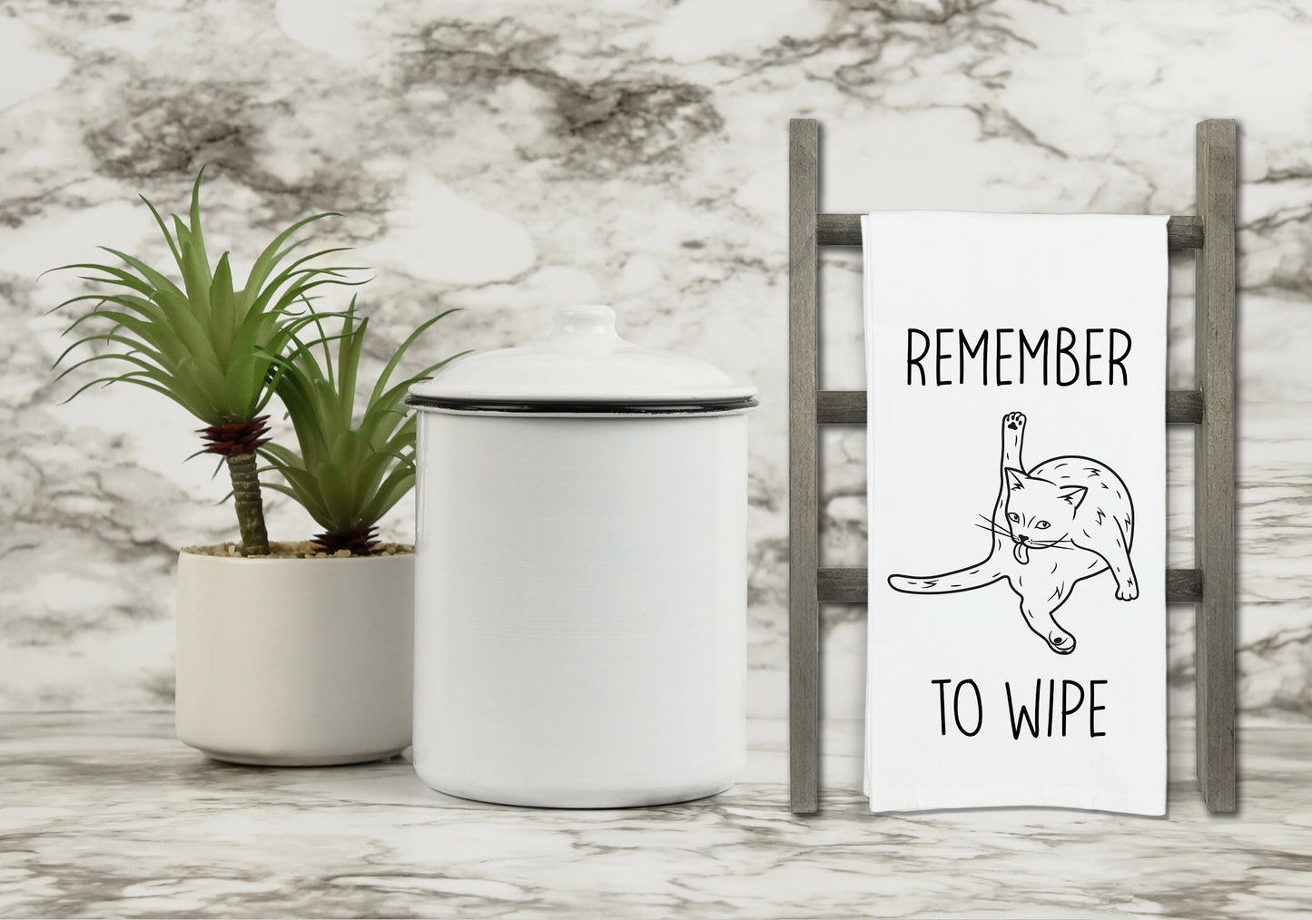 Remember to Wipe Bathroom Hand Towel with Hanging Loop Funny Cute Guest Bath Decor Housewarming Hostess Mothers Day Cat Lover Gift