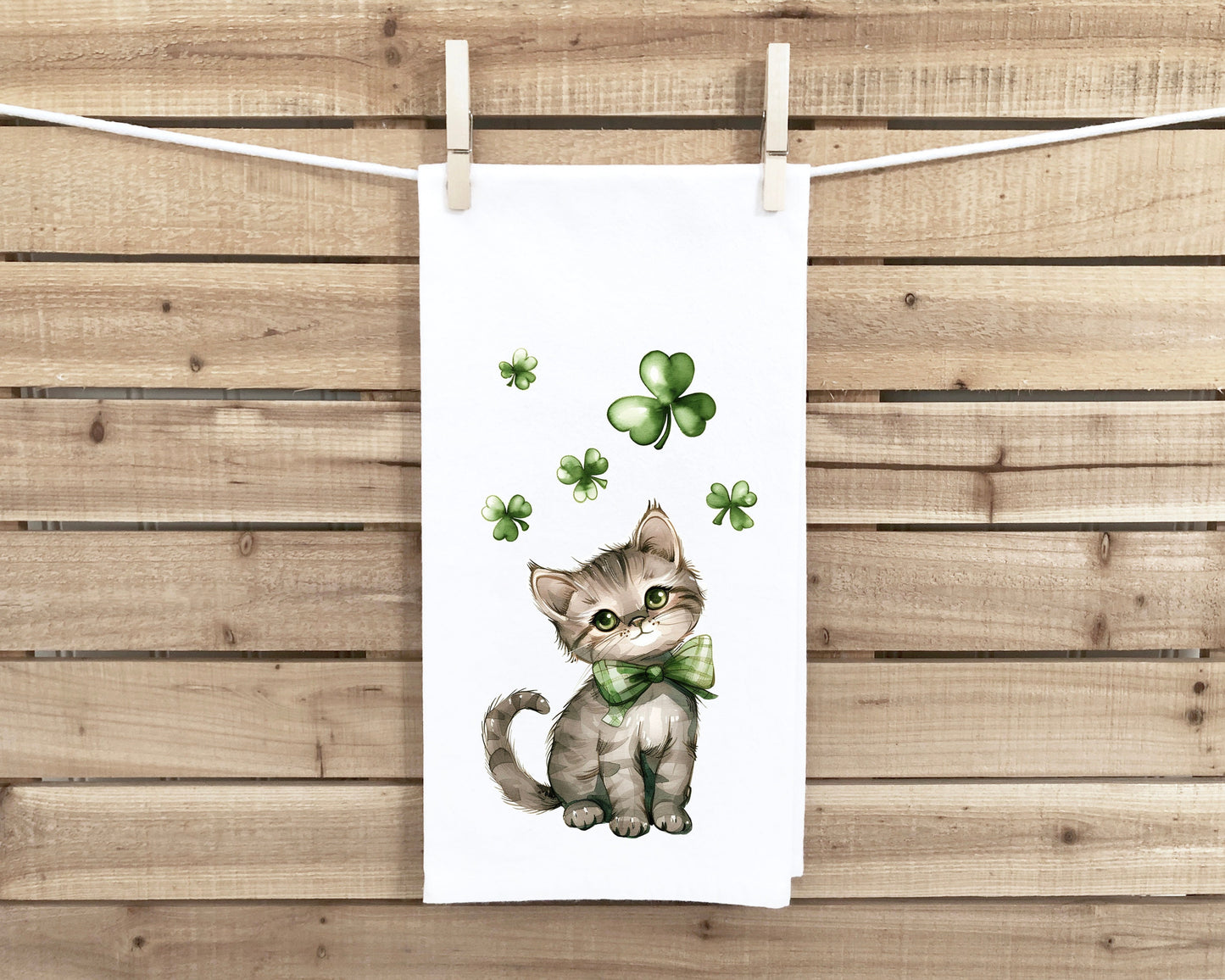 St. Patrick's Day Cat and Heart Shamrock Set of 2 Flour Sack Kitchen Towels Dish Cloth Hostess St Patricks Day Irish Gift for Women Men