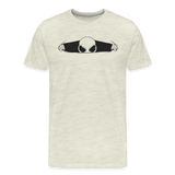 Peeking Grey Alien Men's Premium T-Shirt - heather oatmeal