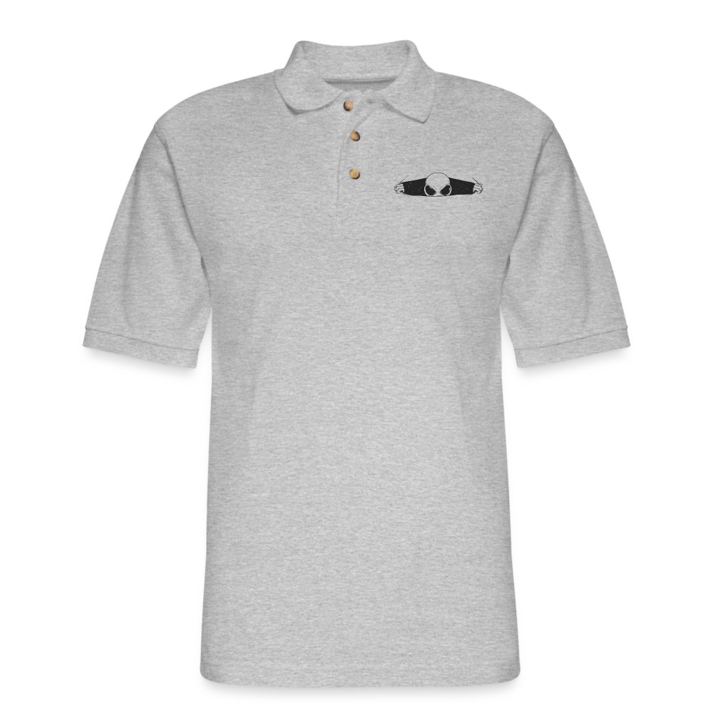 Peeking Alien Men's Pique Polo Shirt - heather gray