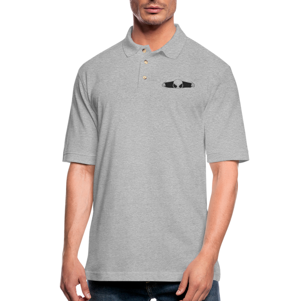 Peeking Alien Men's Pique Polo Shirt - heather gray